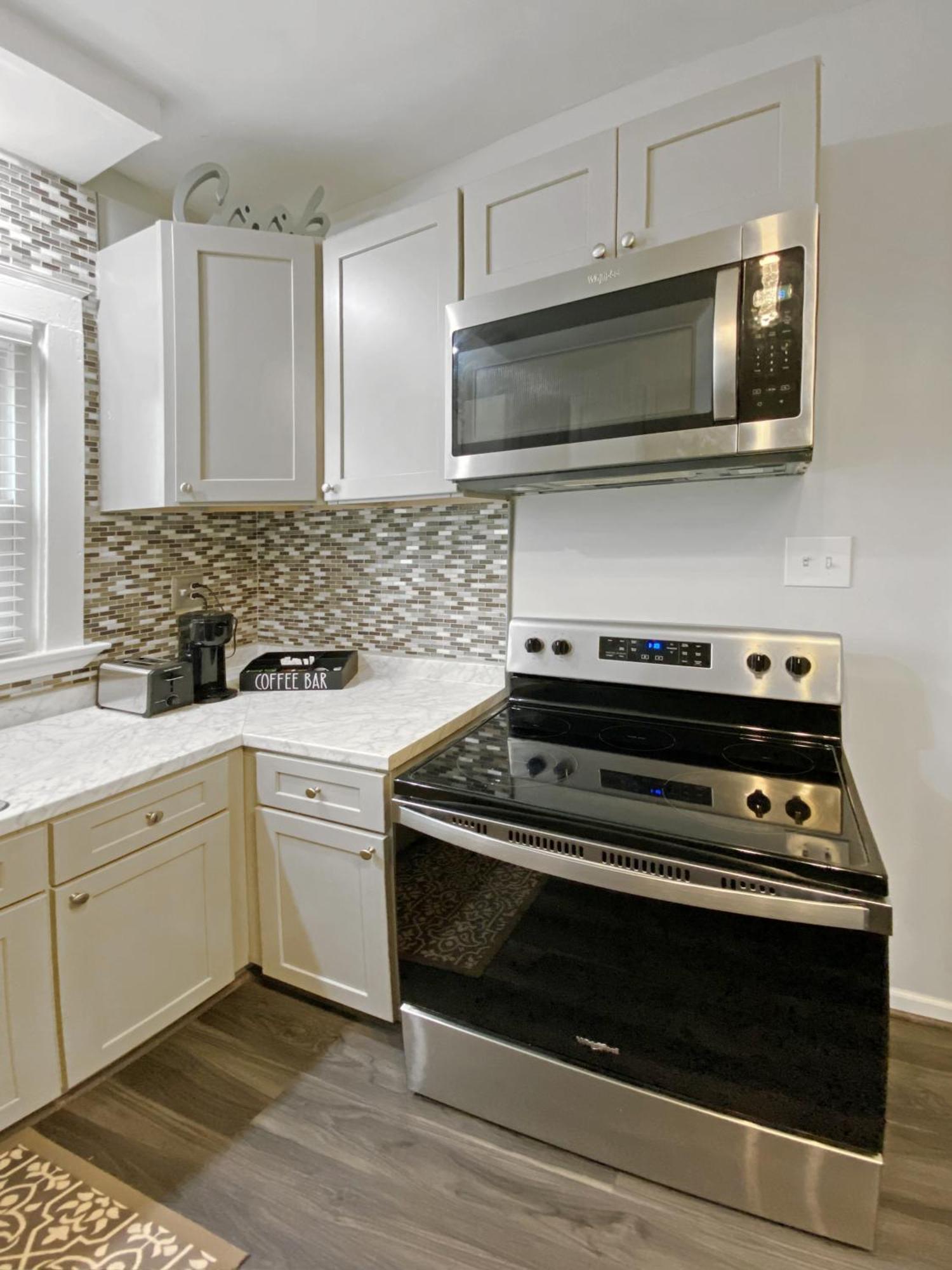Lux 3Br, Steps From Airport, U Of R & Grocery Stores โรเชสเตอร์ ภายนอก รูปภาพ